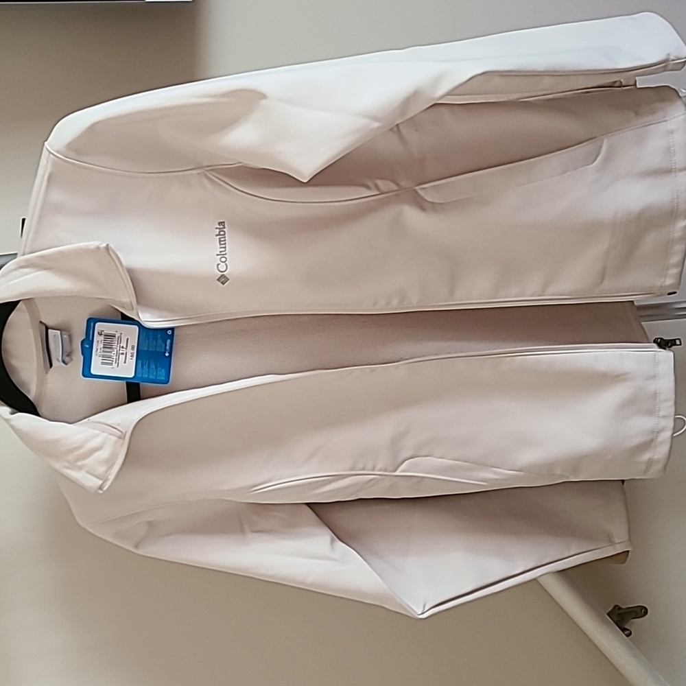 Columbia Off-White Softshell Jacket